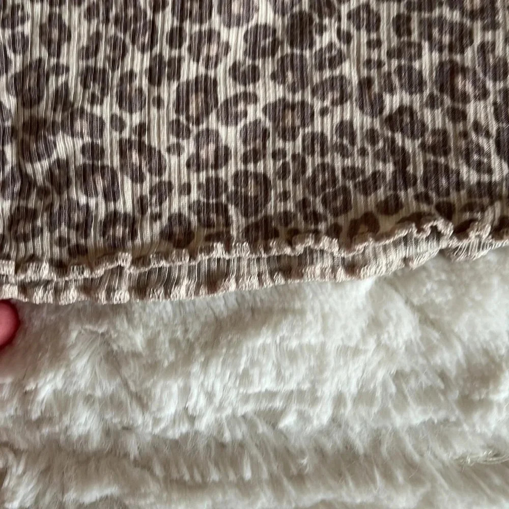 American Eagle Outfitters Soft & Sexy Rib Cheetah Print Ruffled trim Top - Picture 2 of 8